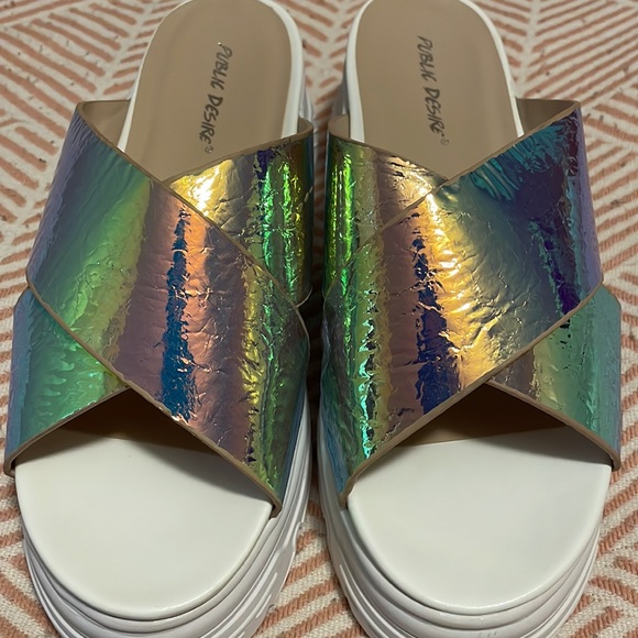 Public Desire Elma Chunky Iridescent Sandal size 8 - Picture 4 of 15